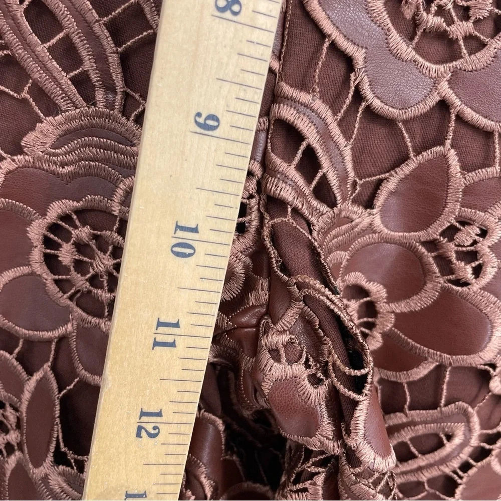 NWT By Anthropologie Floral Faux Leather Shorts Sz 0 cocoa‎ brown embroidered